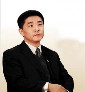 ​毛晓峰老婆的身份 地位可不小