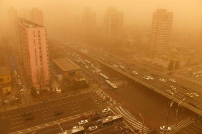 ​从中国“分裂”出去的蒙古国，折腾了100多年，终沦为沙尘暴中心