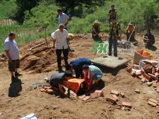 立秋可以下葬吗?2017年闰月能不能下葬? 立秋可以下葬吗?2017年闰月能不能下葬?