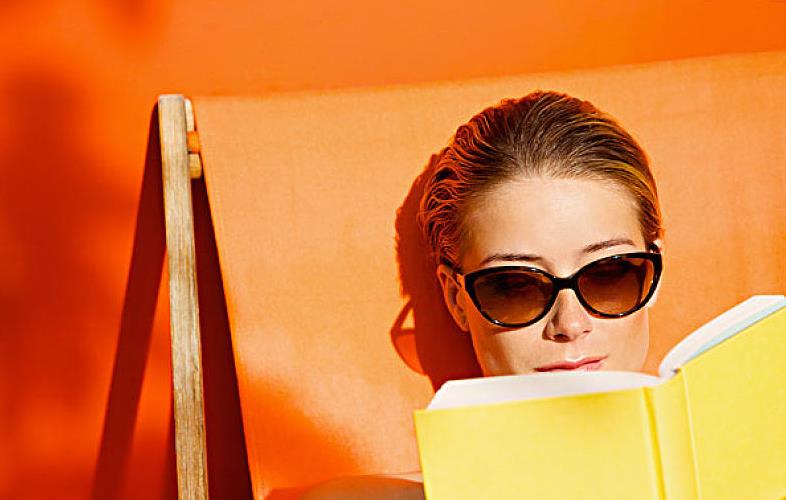 三伏天晒太阳有什么好处 三伏天晒太阳能治大病吗 三伏天晒太阳有什么好处 三伏天晒太阳能治大病吗