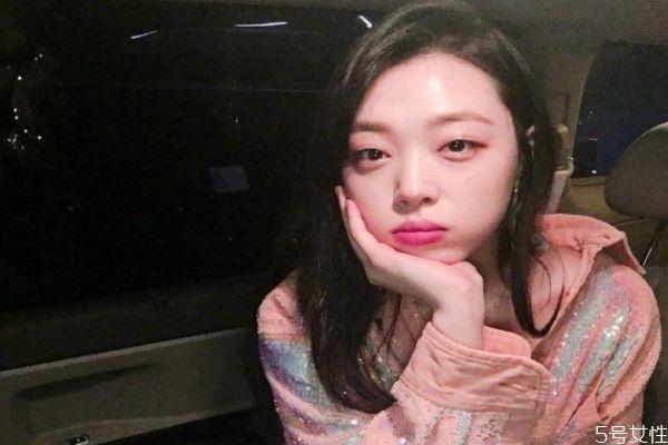 女生为什么无缘无故发脾气 女人总发脾气说明什么 女生为什么无缘无故发脾气 女人总发脾气说明什么