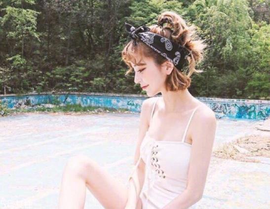 韩国发带怎么带好看 韩国发带的系法图解 韩国发带怎么带好看 韩国发带的系法图解