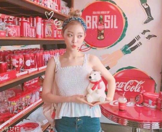 韩国发带怎么带好看 韩国发带的系法图解 韩国发带怎么带好看 韩国发带的系法图解