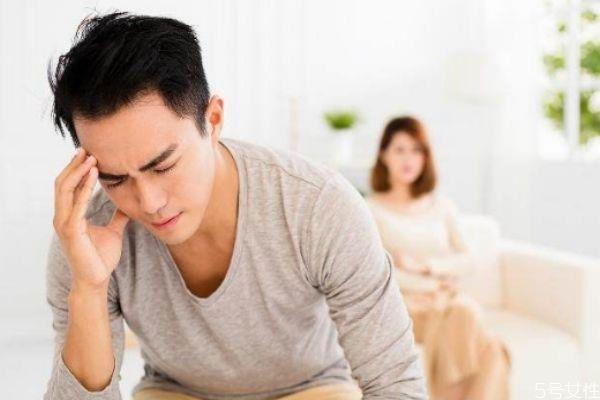 一吵架就不说话的男人原因 男人准备放弃你的表现 一吵架就不说话的男人原因 男人准备放弃你的表现