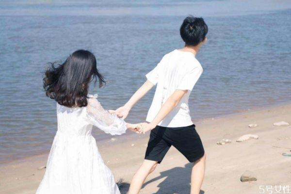 没谈过恋爱的男生怎么追女生 追女孩子的技巧和方法 没谈过恋爱的男生怎么追女生 追女孩子的技巧和方法