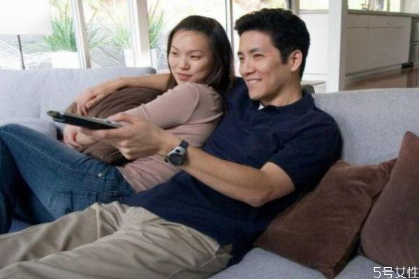 新婚夫妻为什么总是吵架 新婚夫妻吵架的原因 新婚夫妻为什么总是吵架 新婚夫妻吵架的原因