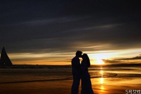 老公出轨说明什么 这几个表现说明男人已经出轨了 老公出轨说明什么 这几个表现说明男人已经出轨了