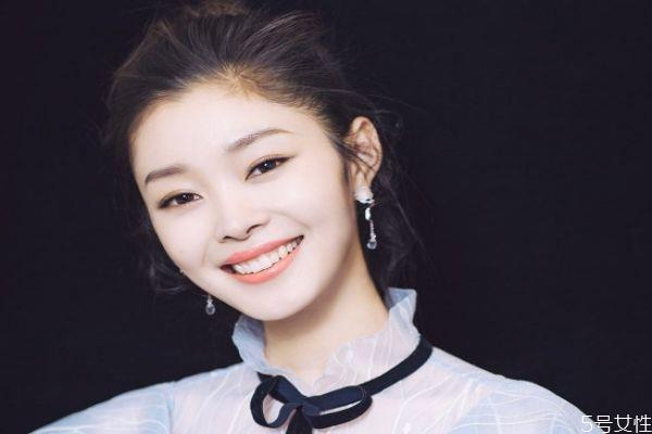 一见钟情到底是啥感觉 一见钟情的情侣常见的结局 一见钟情到底是啥感觉 一见钟情的情侣常见的结局