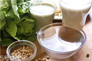 用豆浆机打豆浆豆子和水的比例多少最好 用豆浆机打豆浆豆子和水的比例多少最好