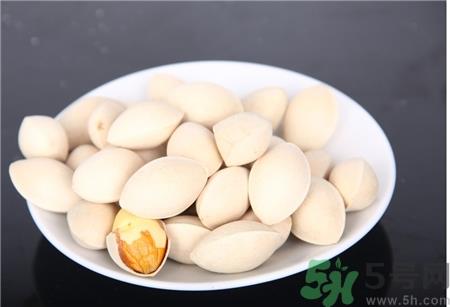 吃白果对女人有什么好处?吃白果对妇科有好处吗? 吃白果对女人有什么好处?吃白果对妇科有好处吗?