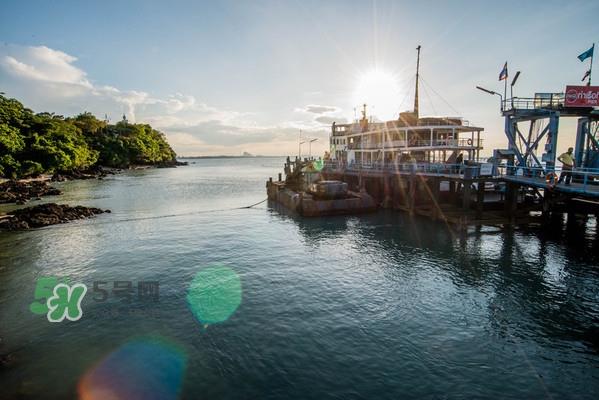 9月份去泰国穿什么?九月份去泰国穿什么衣服 9月份去泰国穿什么?九月份去泰国穿什么衣服