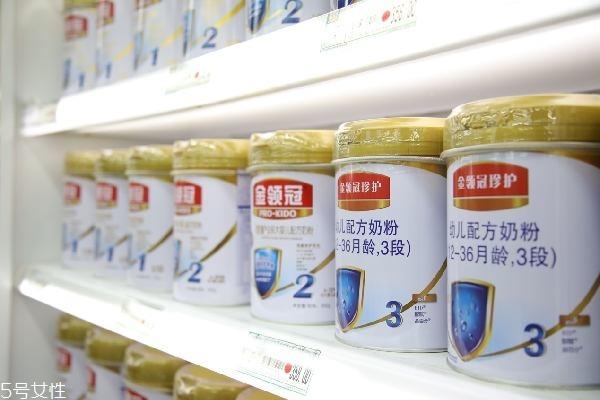 奶粉湿法和干法怎么分辨 配料表第1项是不是生牛奶