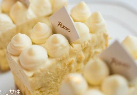 榴莲蛋糕不能和什么一起吃 榴莲蛋糕什么人不能吃