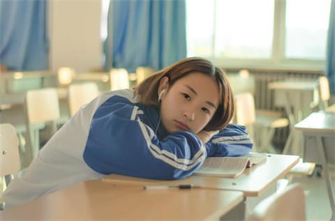 未见面相亲微信要照片正常吗,相亲女是好女孩的表现