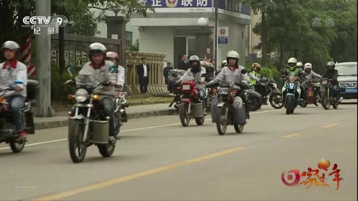 央视那么火，为什么这部春节记录片沉寂了一年？