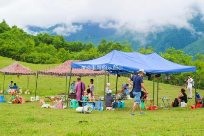 ​甘海子位于四川阿坝卧龙保护区