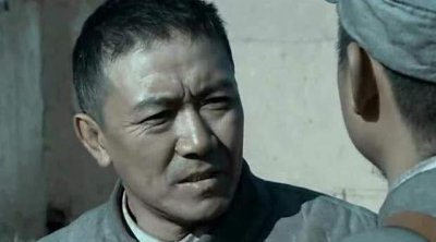 ​亮剑中的这三个主角，他们的原型人物都是谁？有两人是开国将军