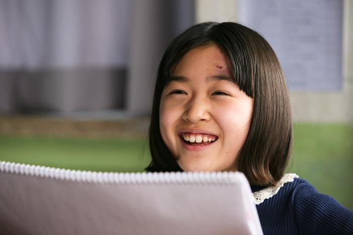 《熔炉》电影中的孩子们表现地很好,心疼他们