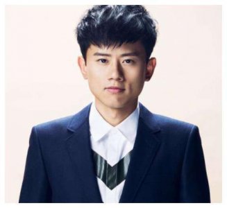 ​为何李健公开拒绝，给张杰写的歌呢？结果他的回答尽显情商。