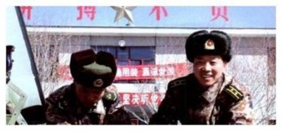 ​张良善：曾在死去妻子坟前下跪忏悔，感动国人的英雄，如今咋样了