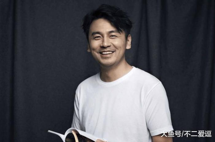 郭京飞挑衅雷佳音, 14岁早恋, 初中辍学, 他的人生精彩万分