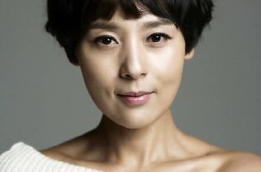 韩国演员全美善疑自杀身亡，年仅48岁曾出演《请回答1988》