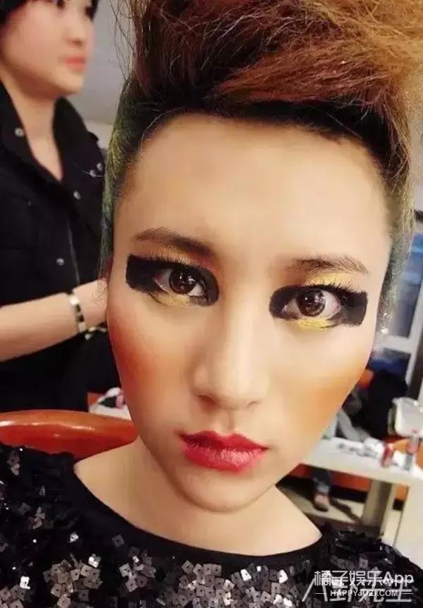 营销号吐槽尚雯婕整容，尚雯婕怒怼“呸！我就这样！”