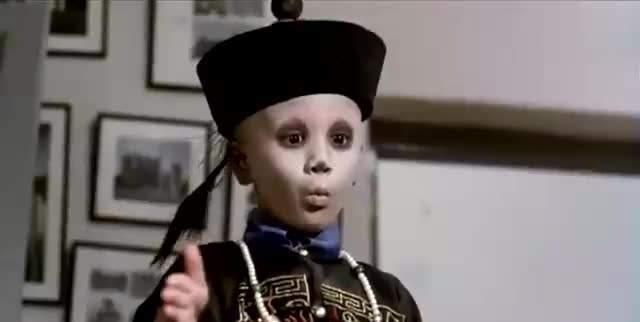 还记得林正英系列里的“小僵尸”吗?消失了20年的他回来了