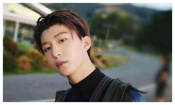 洪金宝终于不再隐瞒,范丞丞20岁之际,身世之谜终于被揭开!