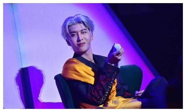 洪金宝终于不再隐瞒,范丞丞20岁之际,身世之谜终于被揭开!