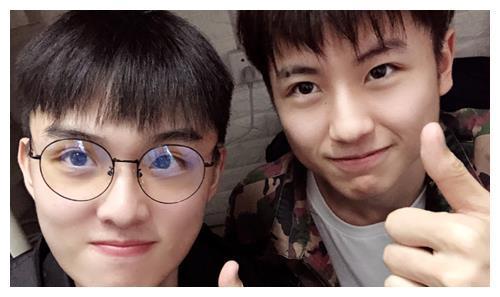 8年后蓝多多蔡小豆扮演者同发微博,相约南艺见,满满的都是回忆