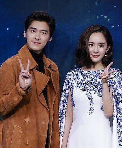 杨幂离婚,李易峰隔空安慰她?粉丝找出三点证据