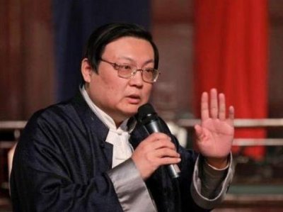 ​老梁曾揭秘王宝强的真实身份，原来冯小刚找王宝强拍戏是有原因的