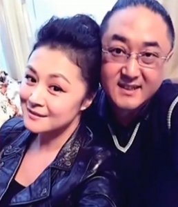 ​演员于月仙因车祸去世，享年50岁，与丈夫张学松恩爱合照曝光