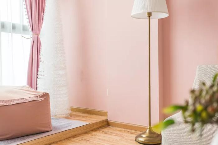 房东花8000元爆改自己出租屋,完工后租金翻倍不嫌贵,晒晒