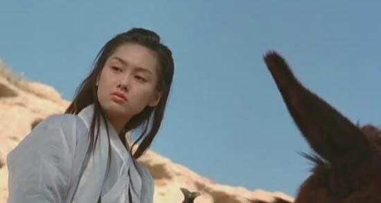 陈妍希演紫霞引争议,她回应朱茵是她的白月光,网友:找准定位