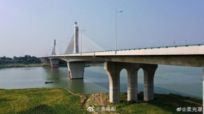 ​航拍淮河淮上大桥