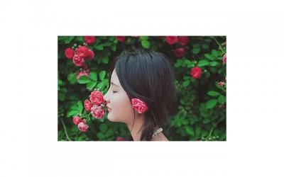 ​偷偷暗恋你的女人有哪些表现(偷偷暗恋你的女人会怎么做)