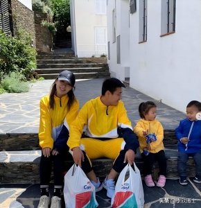 ​武磊妻子生三胎？钟佳蓓家庭背景爱情故事曝光？武磊生涯赚了多钱