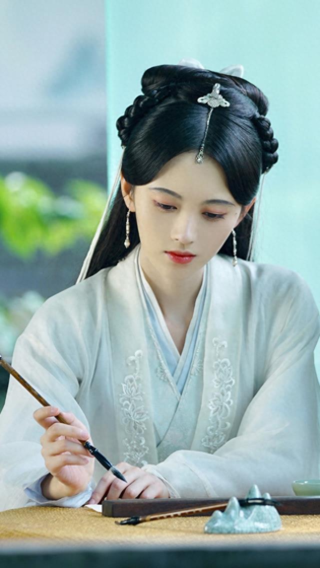 《新白娘子传奇》鞠婧祎仙气剧照图片手机壁纸