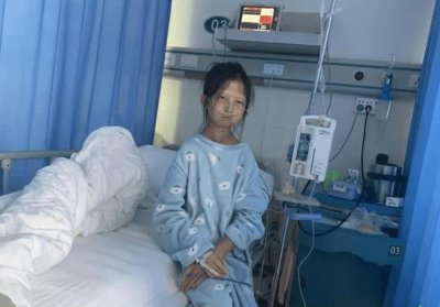 ​生活有多艰难？ 43斤重的吴花燕因早衰去世，得知朋友因癌症去世