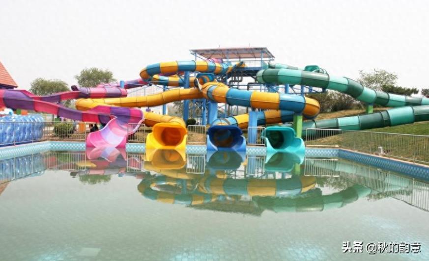 北京欢乐水魔方嬉水乐园,是目前设备数量多的顶级水上主题公园