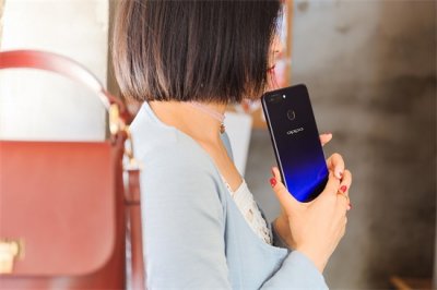 ​天生丽质难自弃！OPPO R15星空紫图赏，美到无法自拔