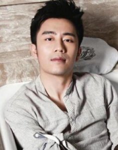 ​陈欧的创业传奇：从聚美优品辉煌到目前的挑战与未来希望