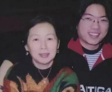 ​高晓松的情感历程：从婚姻困境到父女情深