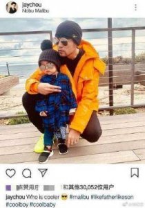 ​周杰伦儿子正脸曝光，五官酷似父亲，身材魁梧呆萌可爱