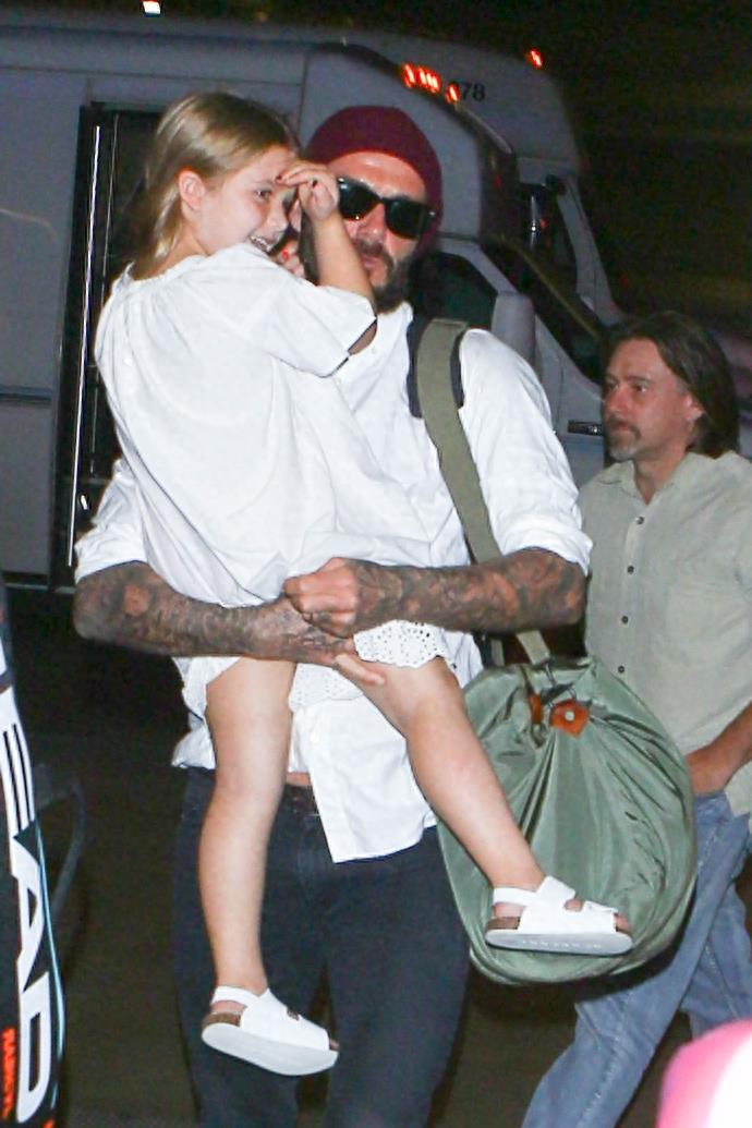 贝克汉姆爱女小七最美的一组照片,迷人笑容模仿孙悟空实在太好看