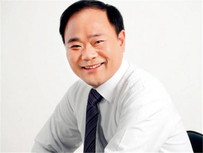 ​吉利换了4次车标，一次美过一次，网友：不愧是书福哥的审美