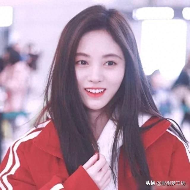 四千年美女的鞠婧祎整容史被曝，最初模样惹人争议？