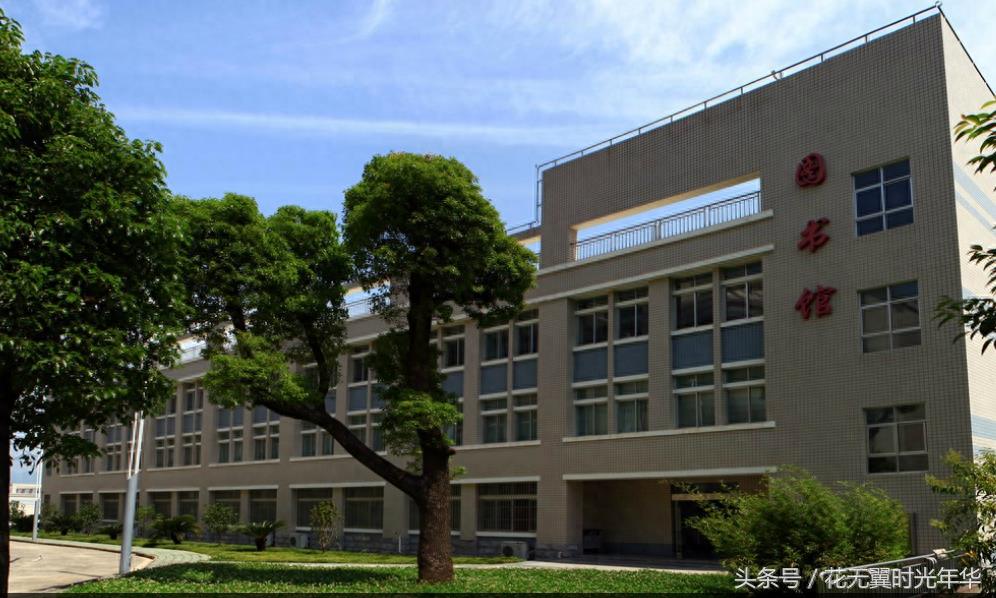 荆楚名校——湖北巴东一中